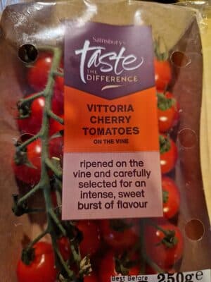Vittoria Cherry Vine Tomatoes