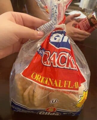 Gilda Crackers