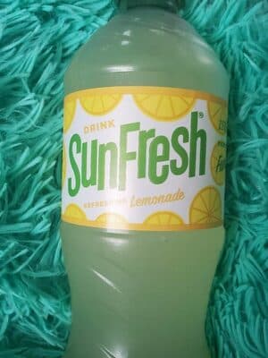 Sun fresh lemonade
