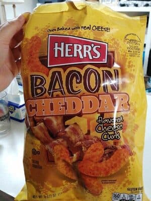Bacon Cheddar Cheese Curls