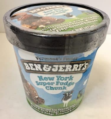 New York Super Fudge Chunk Chocolate Ice Cream With White & Dark Fudge Chunks, Pecans, Walnuts & Fudge-Covered Almonds