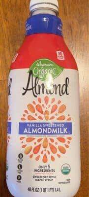 Vanilla Sweetened Almond Milk