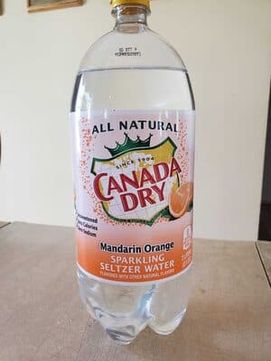 Mandarin Orange Flavored Sparkling Seltzer Water