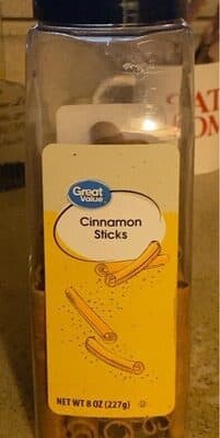 Cinnamon sticks