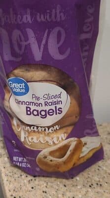 Cinnamon Raisin Pre-Sliced Bagels