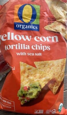 Yellow corn tortilla chip
