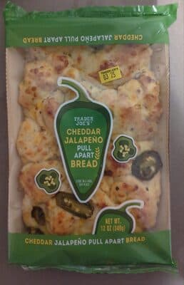 Cheddar Jalapeño pull apart bread