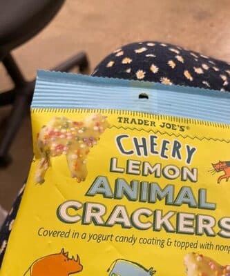 Cheery lemon animal crackers
