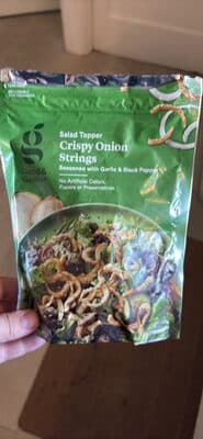 Crispy Onion Strings Salad Topper Seasoned With Garlic & Black Pepper