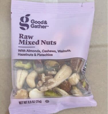 Raw Mixed Nuts with Almonds, Cashews, Walnuts, Hazelnuts & Pistachios