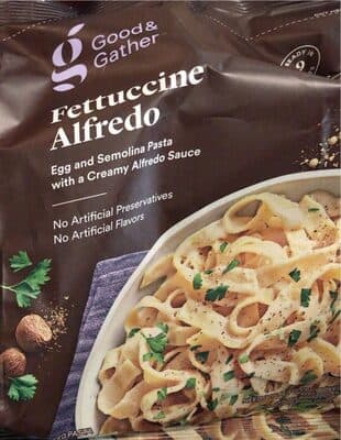 Fettuccine Alfredo Egg and Semolina Pasta with a Creamy Alfredo Sauce