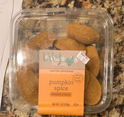 Pumpkin Spice Madeleines