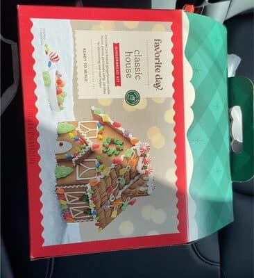 Classic house gingerbread house