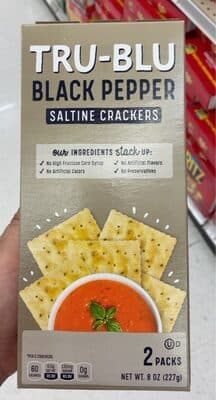 Black Pepper Saltine Crackers