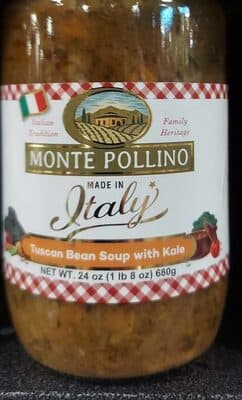 Tuscan bean soup with male