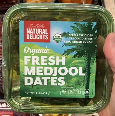 FRESH MEDJOOL DATES