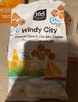 Windy City Caramel Corn & Cheddar Cheese Flavored Popcorn Mix