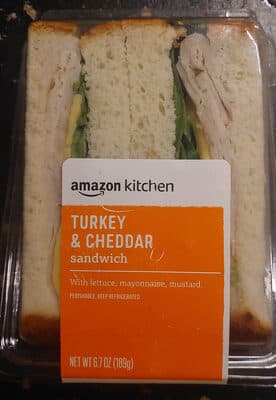 Turkey and Cheddar Sandwich