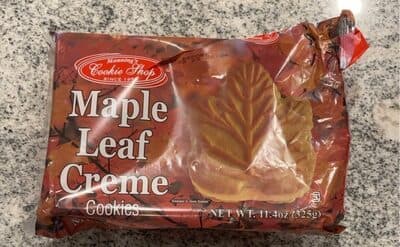 Maple leaf cookies