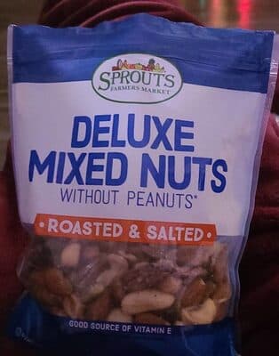 Deluxe Mixed Nuts