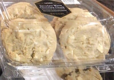 Decadent White Chocolate Chunk Macadamia Nut Cookies