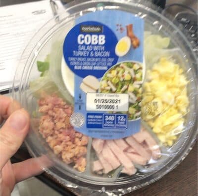 Salad With Turkey & Bacon
