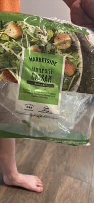 Romaine Lettuce, Garlic Croutons, Shredded Parmesan Cheese and Caesar Dressing Salad Kit
