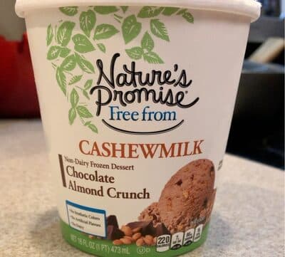 Cashewmilk Chocolate Almond Crunch