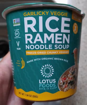Garlicky Veggie Rice Ramen Noodle Soup