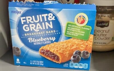 Blueberry Flavored Fruit & Grain Breakfast Bars