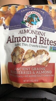 Ancient Grains Blueberries & Almond Bites