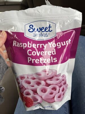 Raspberry Yogurt Pretzels