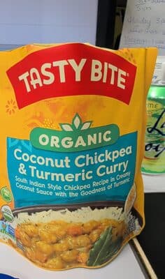 Coconut Chickpea And Tumeric Curry