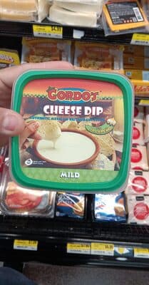 Mild Authentic Mexican Restaurant Style Cheese Dip With Jalapeno