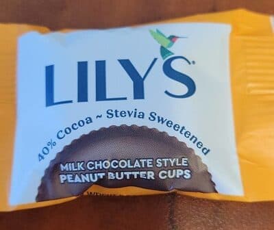 Milk chocolate style peanut butter cups