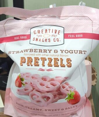Creative Snacks Strawberry Pretzels