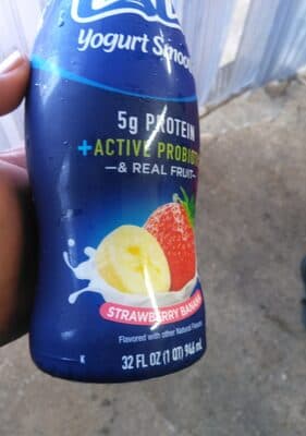 Strawberry Banana Yogurt Smoothie With Probiotics
