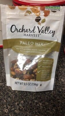 Paleo Walnuts, Almonds, Raisins, Cashews, Pepitas & Sunflower Kernels Mix