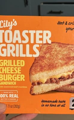 Grilled Cheeseburger Sandwich with Lean, Seasoned Ground Beef
