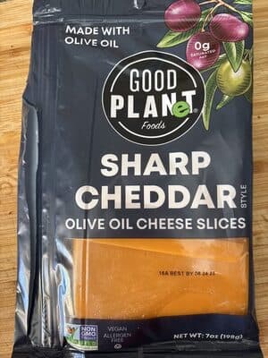 Sharp Cheddar Style Olive Oil Cheese Slices
