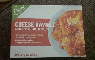 Cheese Ravioli with Tomato Basil Sauce