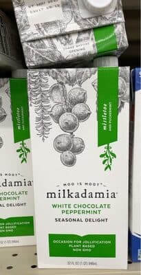 Milkadamia white chocolate peppermint