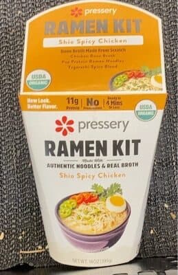 Shio Spicy Chicken Ramen Kit