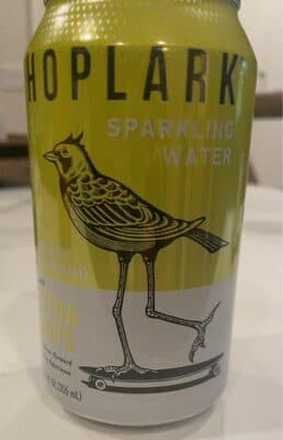 Sparkling water with citra hops