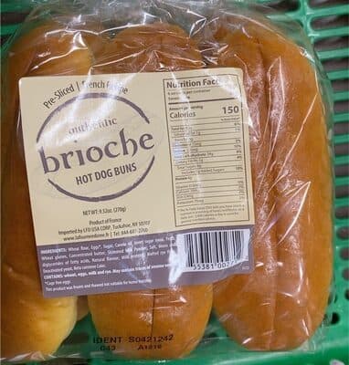 Hot dog buns
