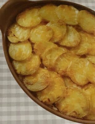 Cheesy Potatoes