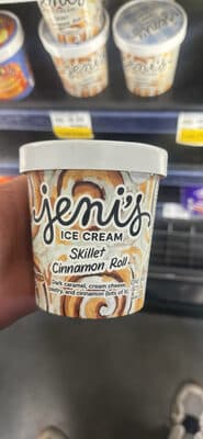 Jeni's Skillet Cinnamon Roll Ice Cream
