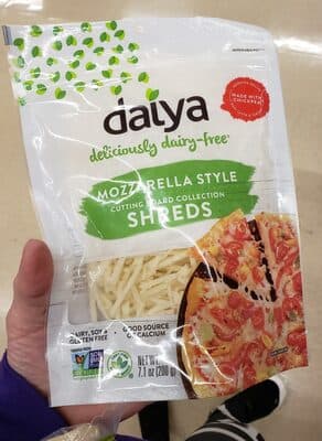 Mozzarella Style Cutting Board Collection Shreds