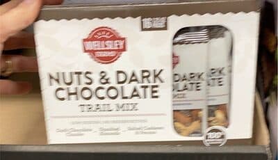 Nuts & Dark Chocolate trail mix