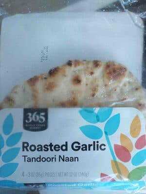 Roasted Garlic Tandoori Naan
